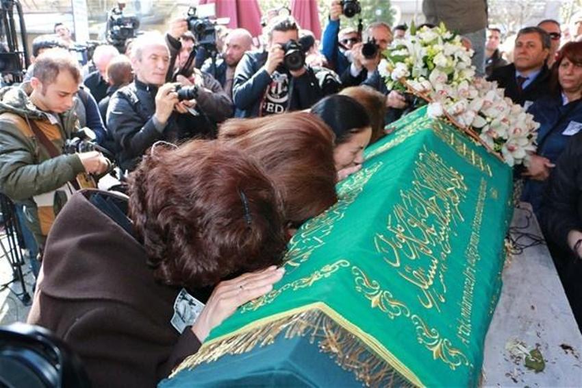 Yaşar Kemal'e veda