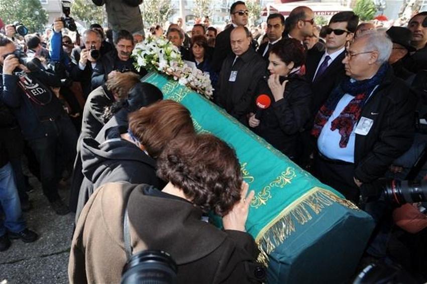 Yaşar Kemal'e veda