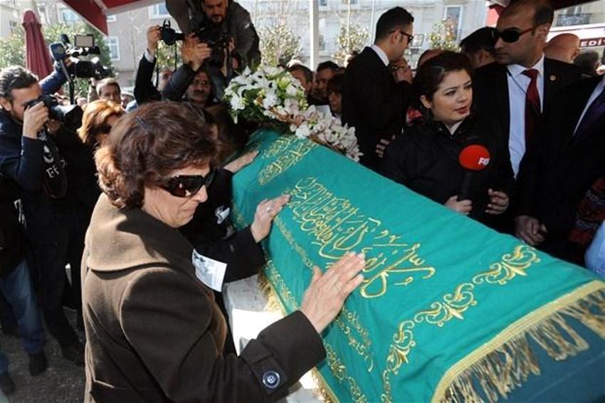 Yaşar Kemal'e veda