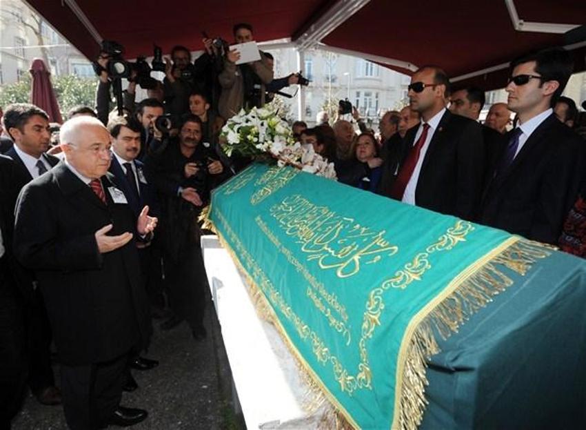 Yaşar Kemal'e veda