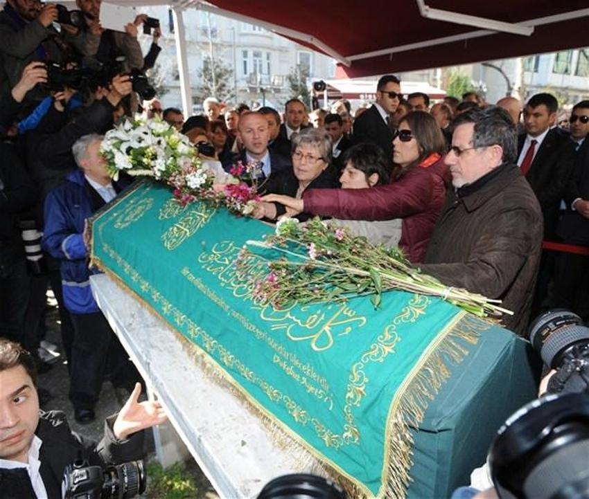 Yaşar Kemal'e veda