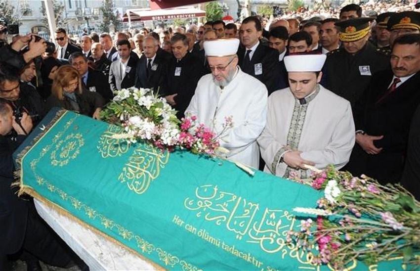 Yaşar Kemal'e veda