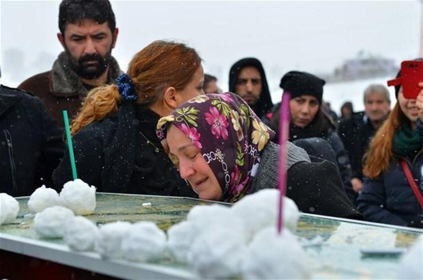 Gazeteci Nuh Köklü son yolculuğuna uğurlandı