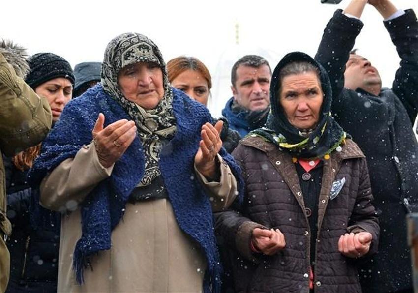Gazeteci Nuh Köklü son yolculuğuna uğurlandı