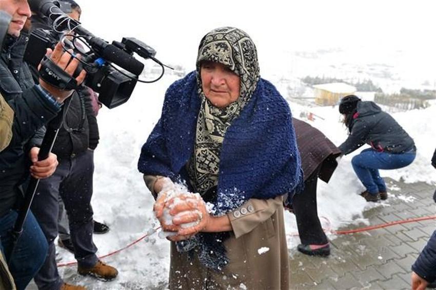 Gazeteci Nuh Köklü son yolculuğuna uğurlandı
