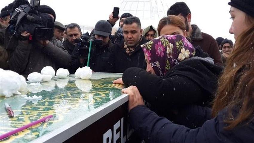 Gazeteci Nuh Köklü son yolculuğuna uğurlandı