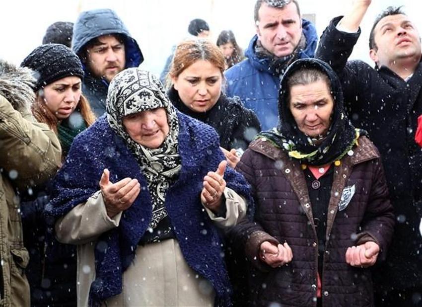 Gazeteci Nuh Köklü son yolculuğuna uğurlandı