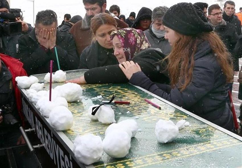 Gazeteci Nuh Köklü son yolculuğuna uğurlandı