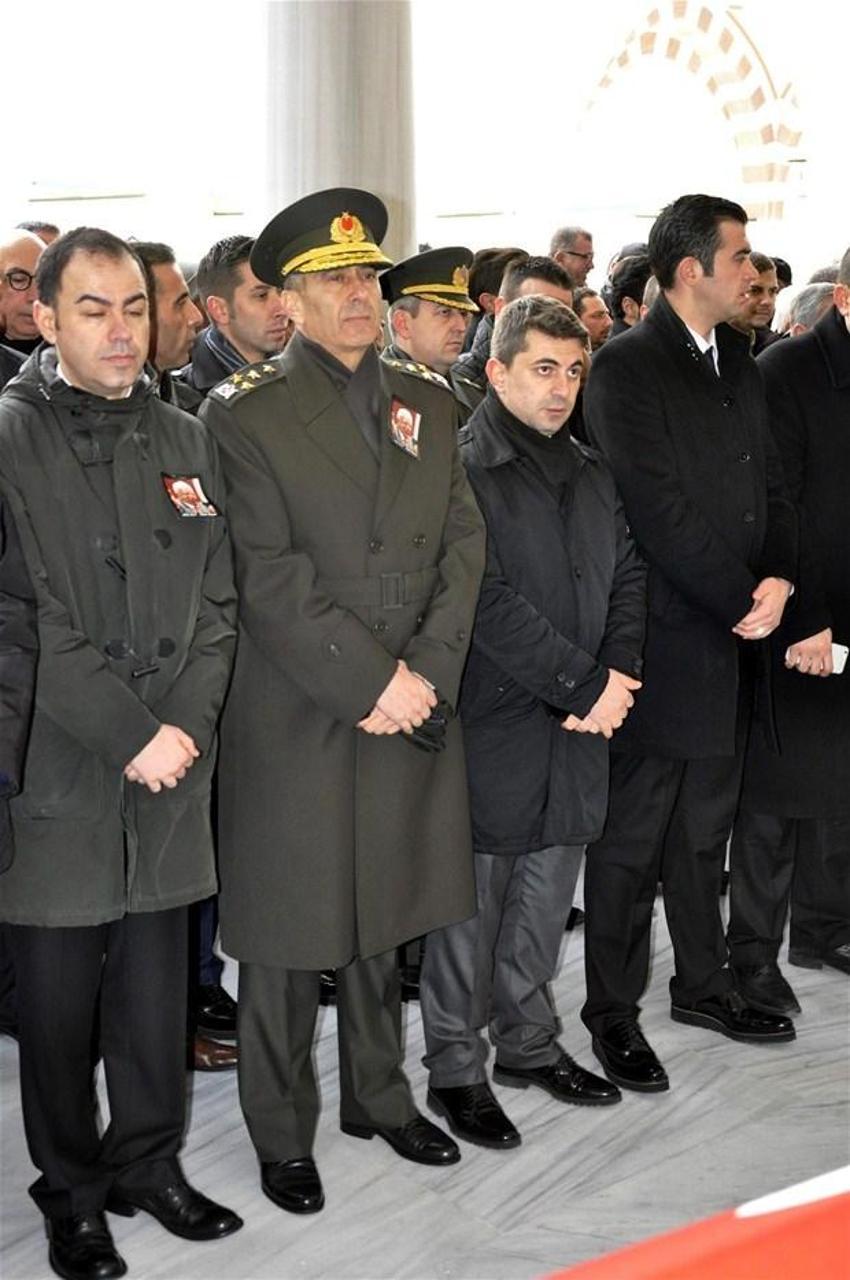 Mahir Kaynak'a son görev