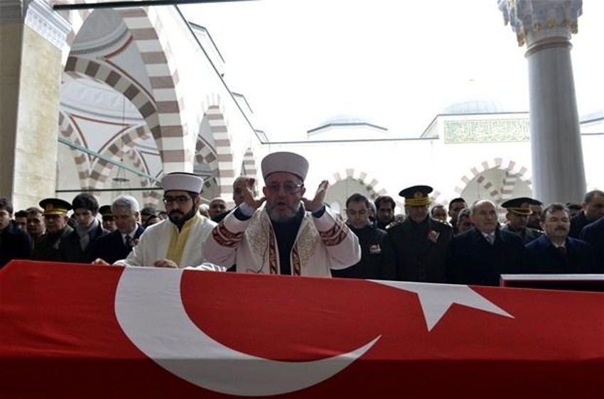 Mahir Kaynak'a son görev