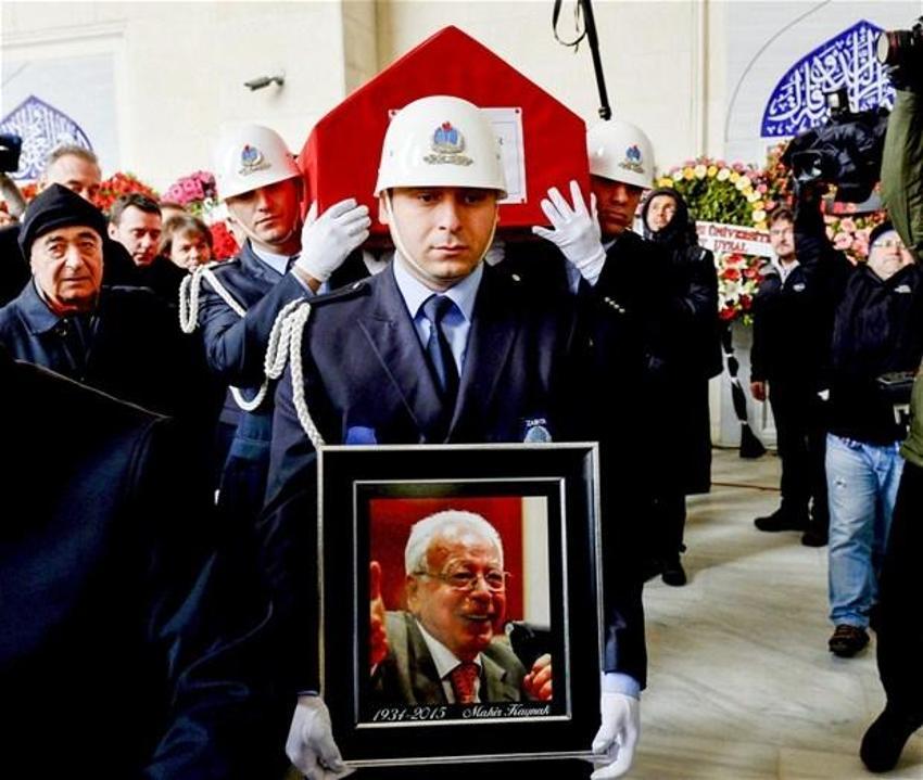 Mahir Kaynak'a son görev