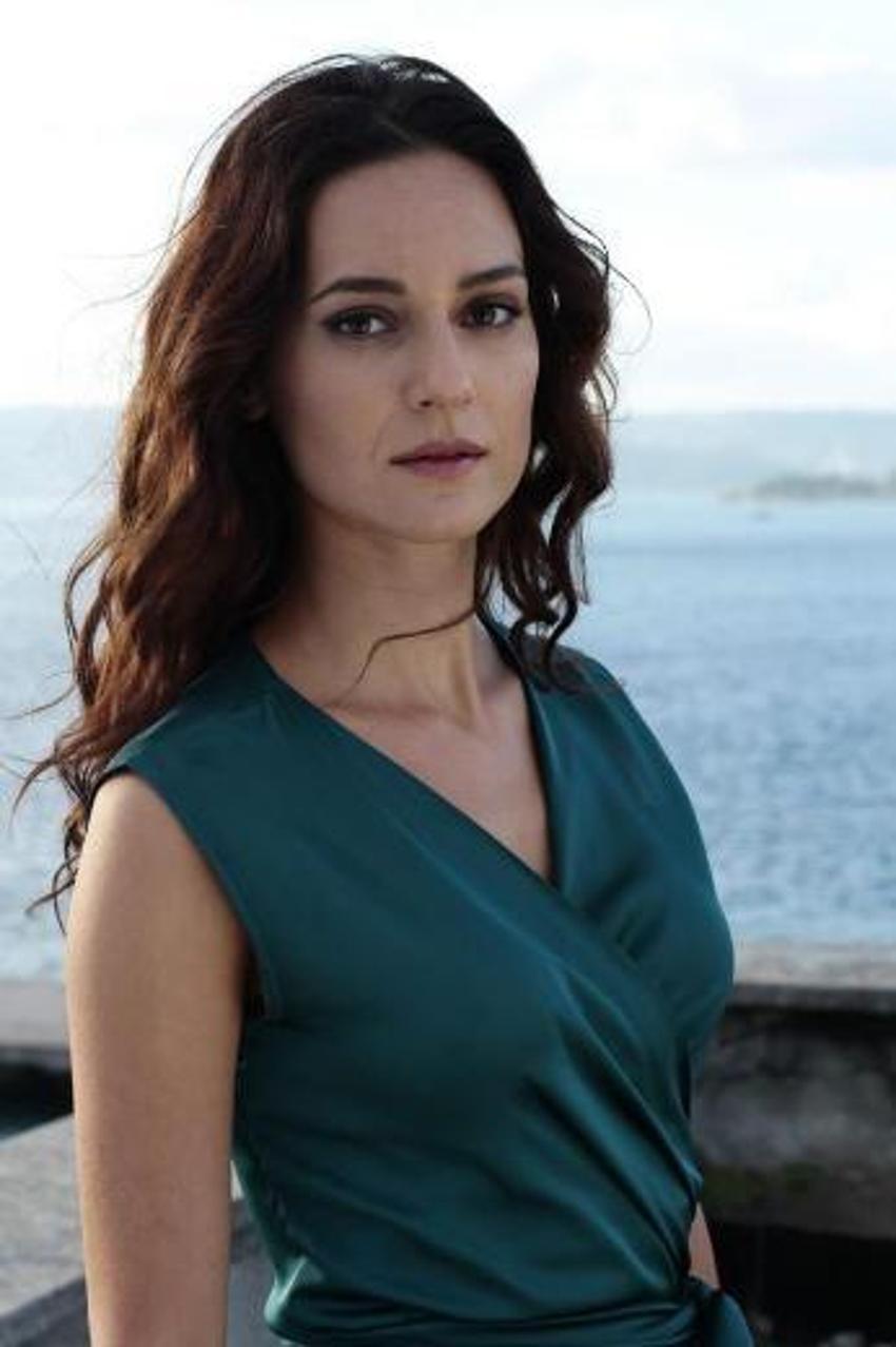 Ünlülerden Özgecan Aslan cinayetine tepki