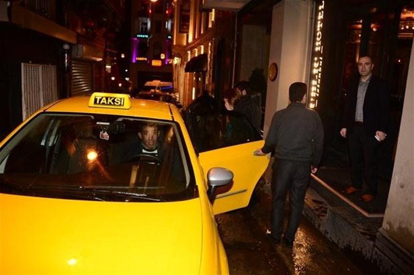 Ersun Yanal'ın 'otel' kaçamağı!