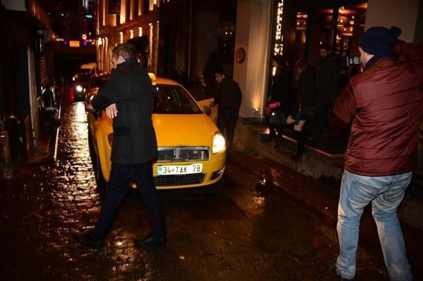 Ersun Yanal'ın 'otel' kaçamağı!