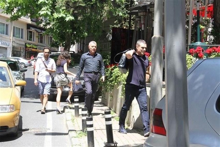 Ersun Yanal'ın 'otel' kaçamağı!