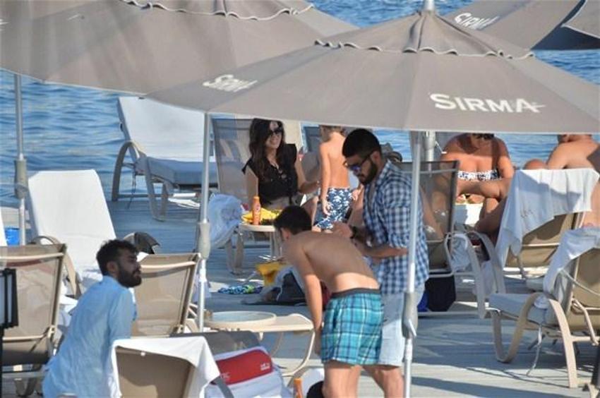 Ersun Yanal'ın 'otel' kaçamağı!