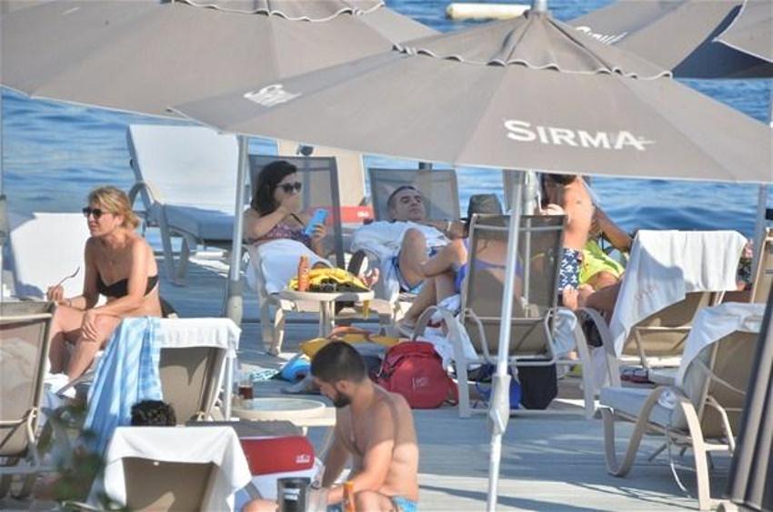 Ersun Yanal'ın 'otel' kaçamağı!