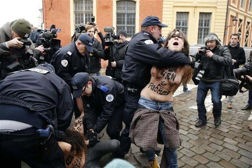 IMF eski başkanına FEMEN baskını