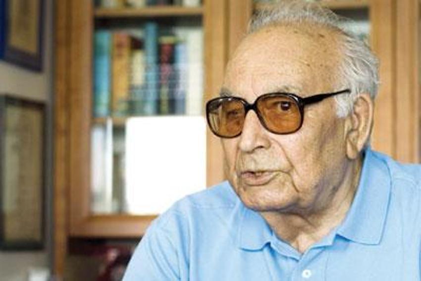 Yaşar Kemal kimdir?