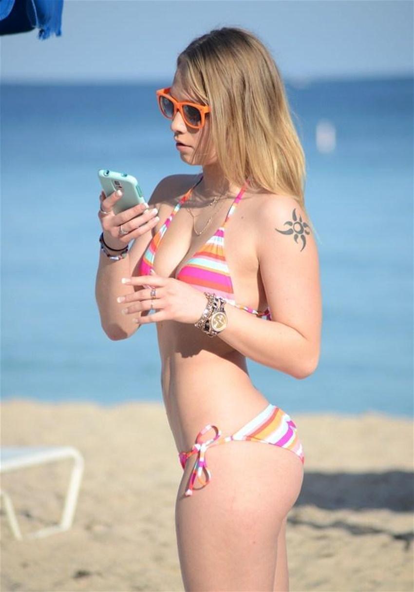 Dakota James