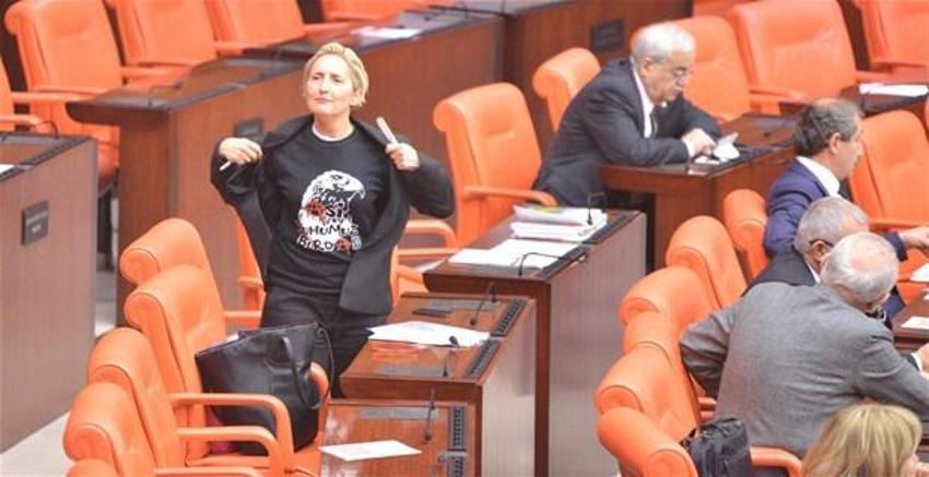 Melda Onur TBMM Genel Kurulu'na böyle geldi