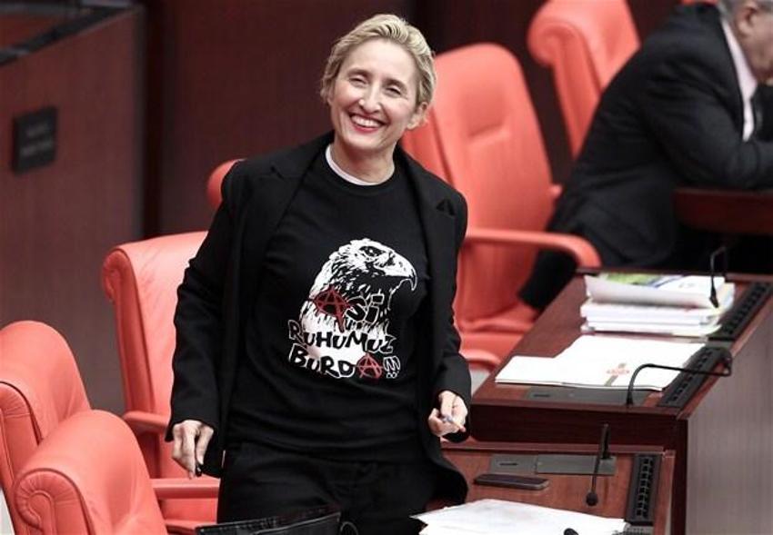 Melda Onur TBMM Genel Kurulu'na böyle geldi