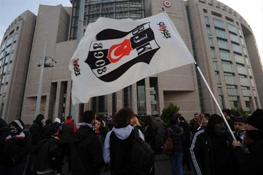 Taraftarlar Çarşı Davası için buluştu