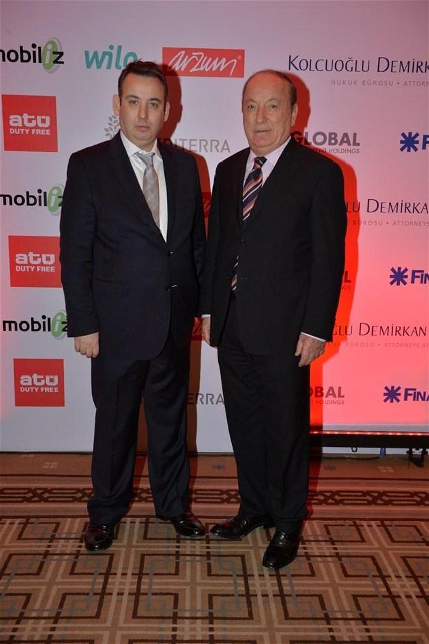 Tuba Büyüküstün-Onur Saylak