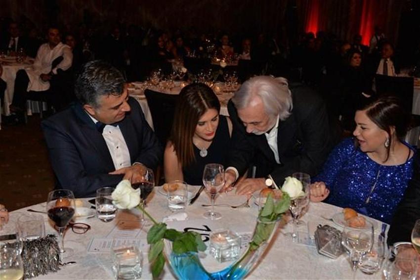 Tuba Büyüküstün-Onur Saylak
