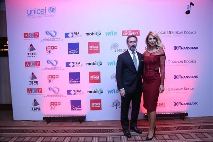 Tuba Büyüküstün-Onur Saylak