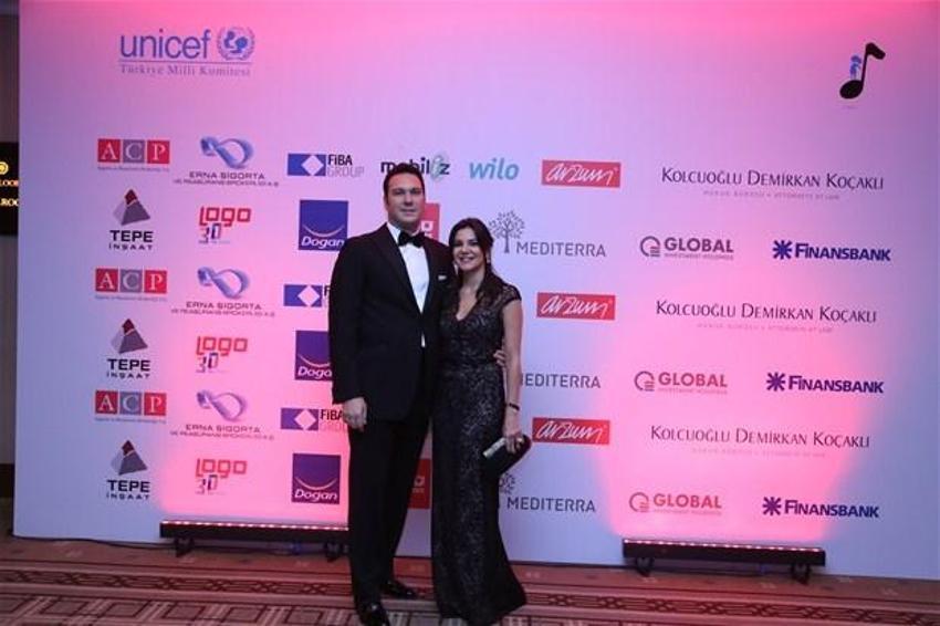 Tuba Büyüküstün-Onur Saylak