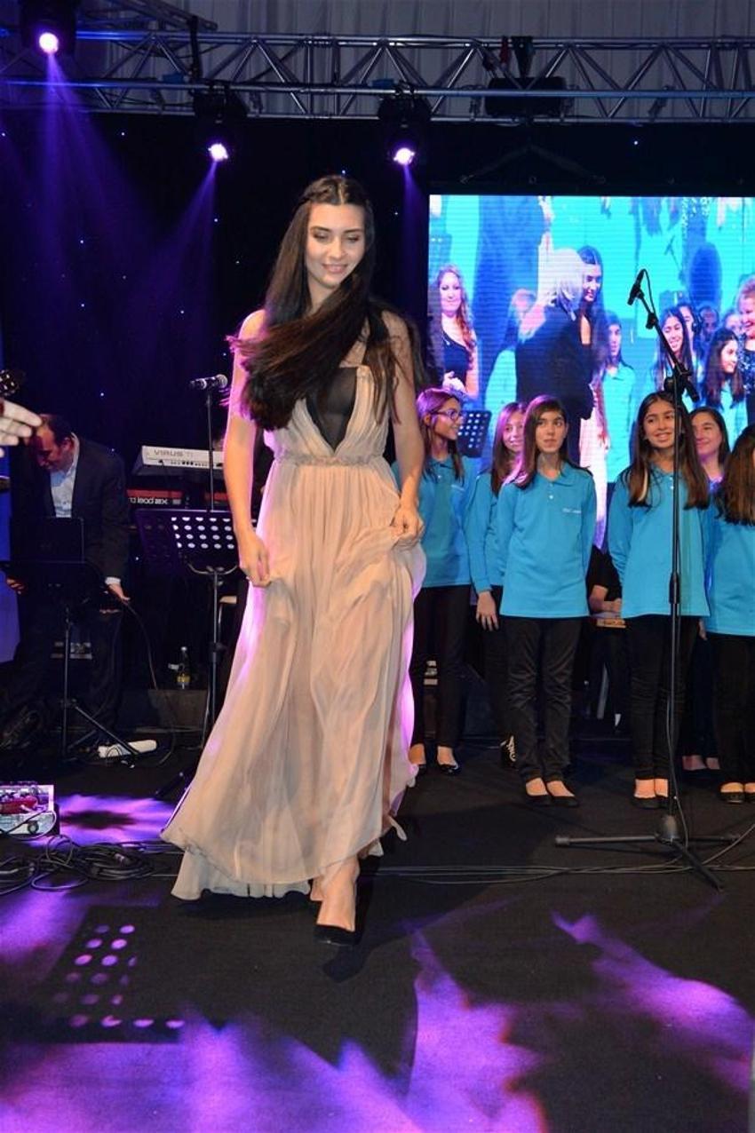 Tuba Büyüküstün-Onur Saylak