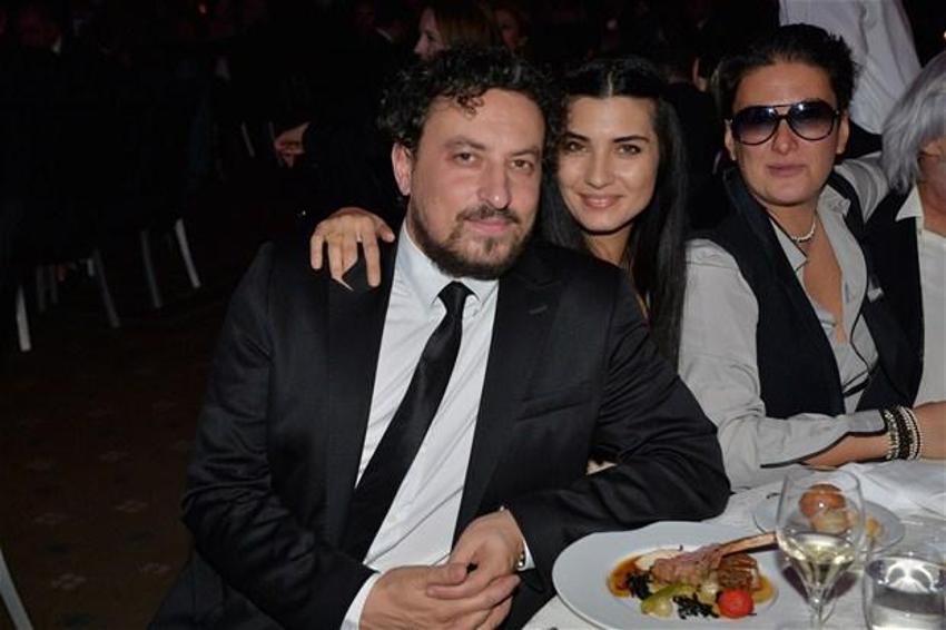 Tuba Büyüküstün-Onur Saylak