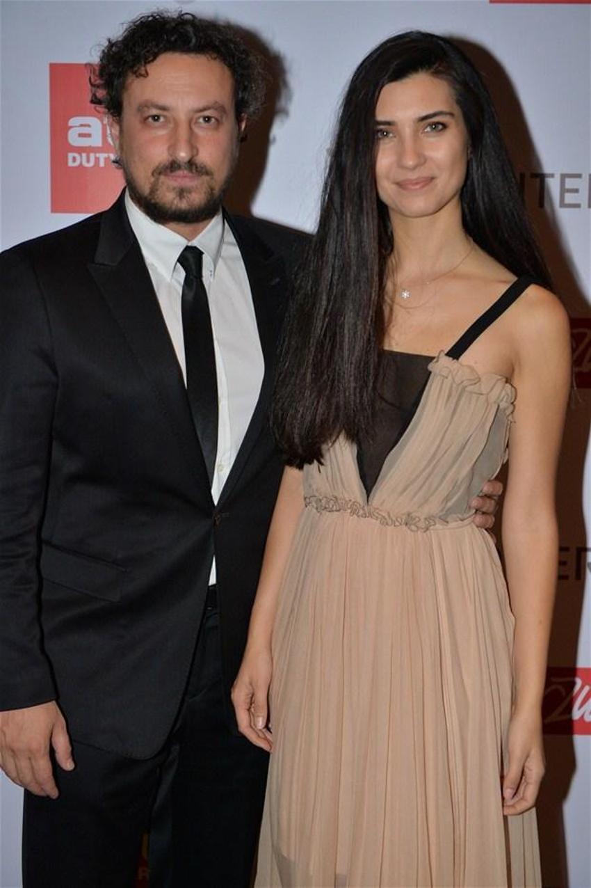 Tuba Büyüküstün-Onur Saylak