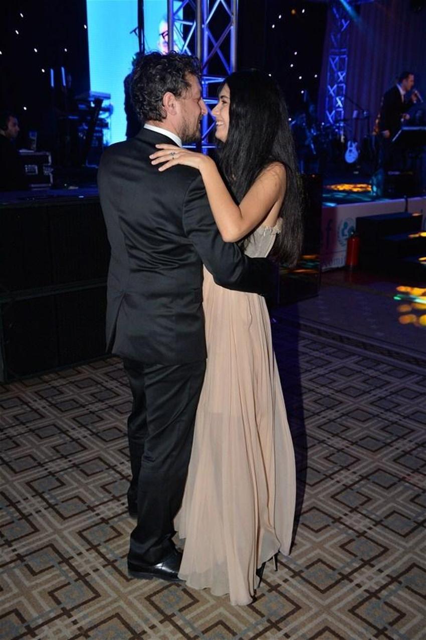 Tuba Büyüküstün-Onur Saylak