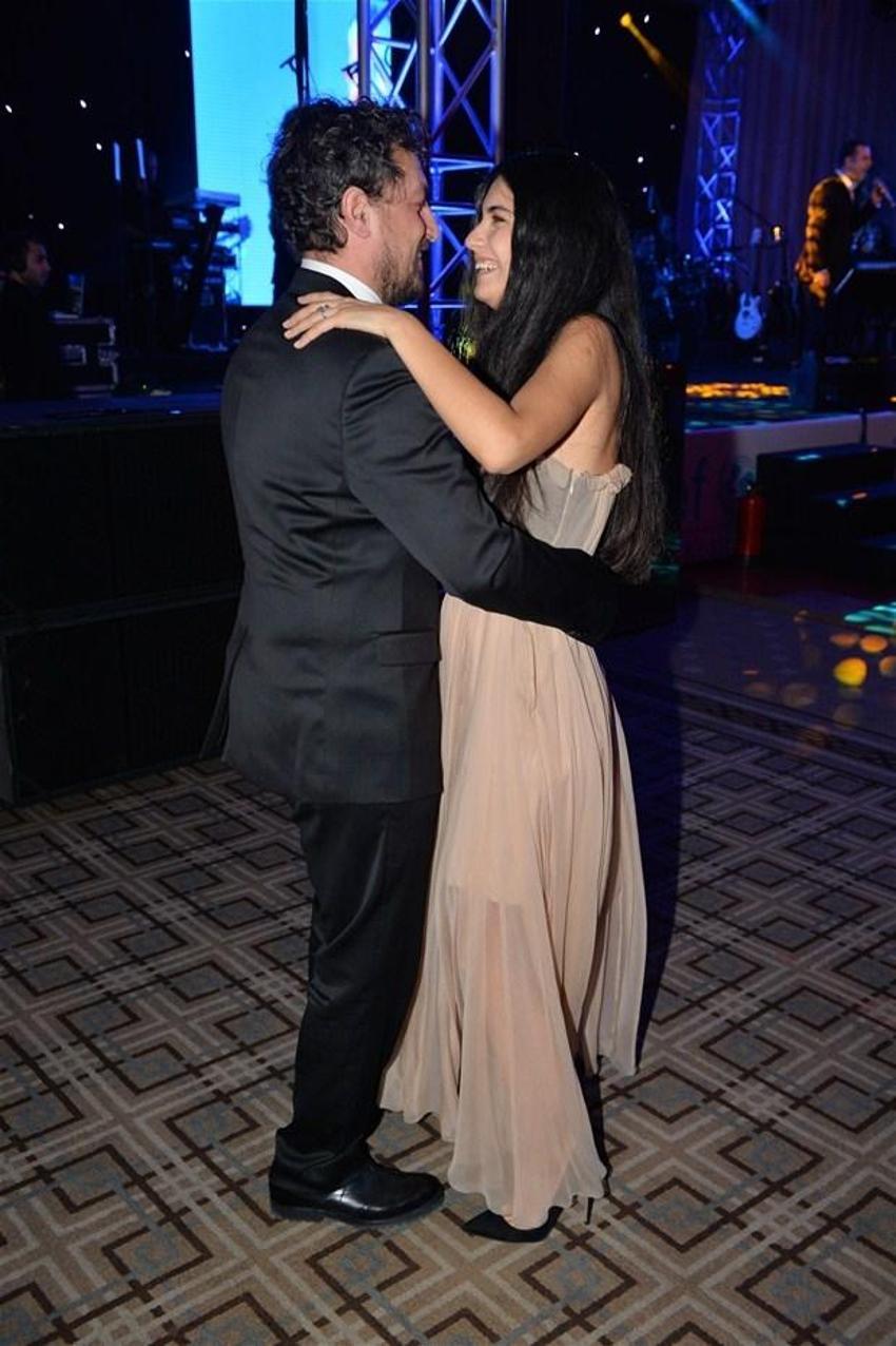 Tuba Büyüküstün-Onur Saylak