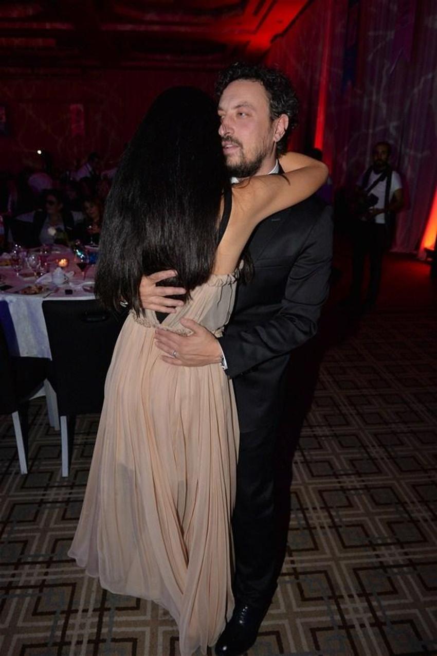 Tuba Büyüküstün-Onur Saylak