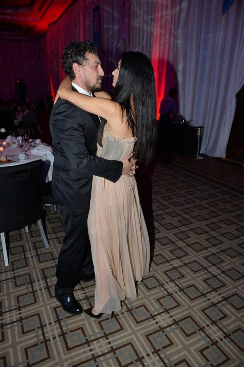 Tuba Büyüküstün-Onur Saylak