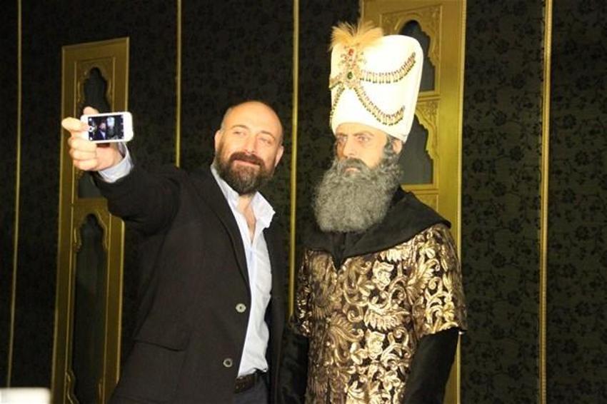 Halit Ergenç ve Muhteşem Süleyman