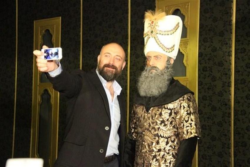 Halit Ergenç ve Muhteşem Süleyman