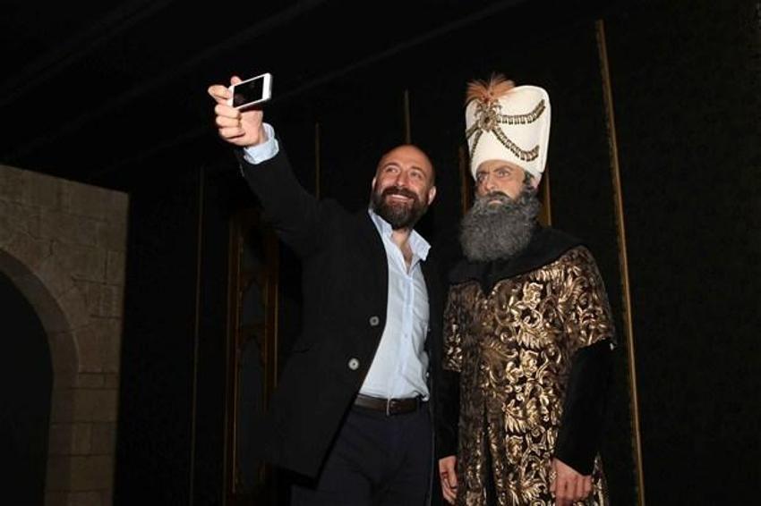 Halit Ergenç ve Muhteşem Süleyman