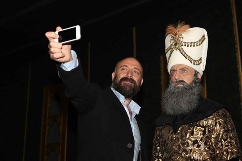 Halit Ergenç ve Muhteşem Süleyman