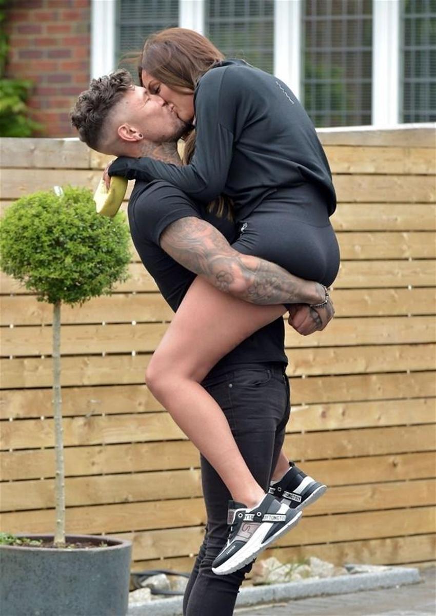 Charlotte Crosby