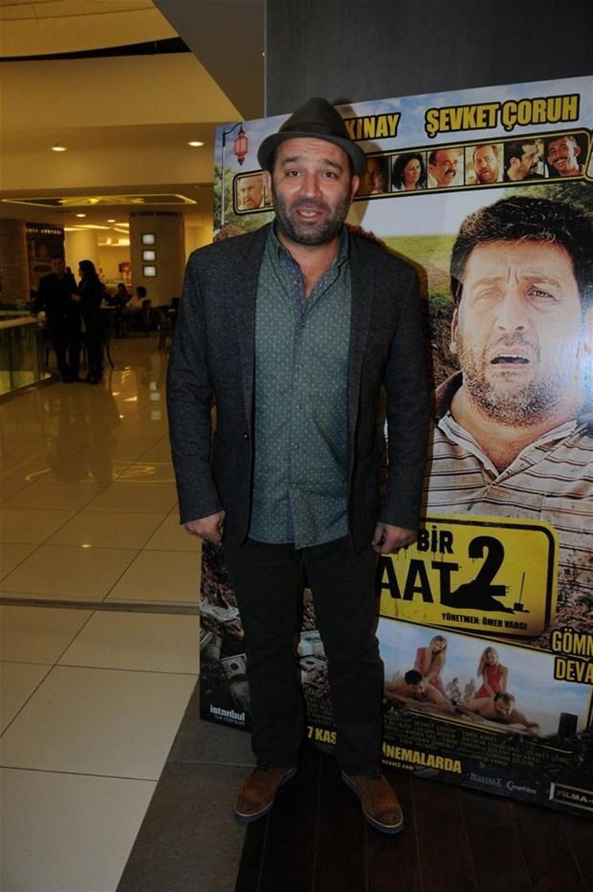 'İnşaat 2'nin galasında Ciguli’yi andı!