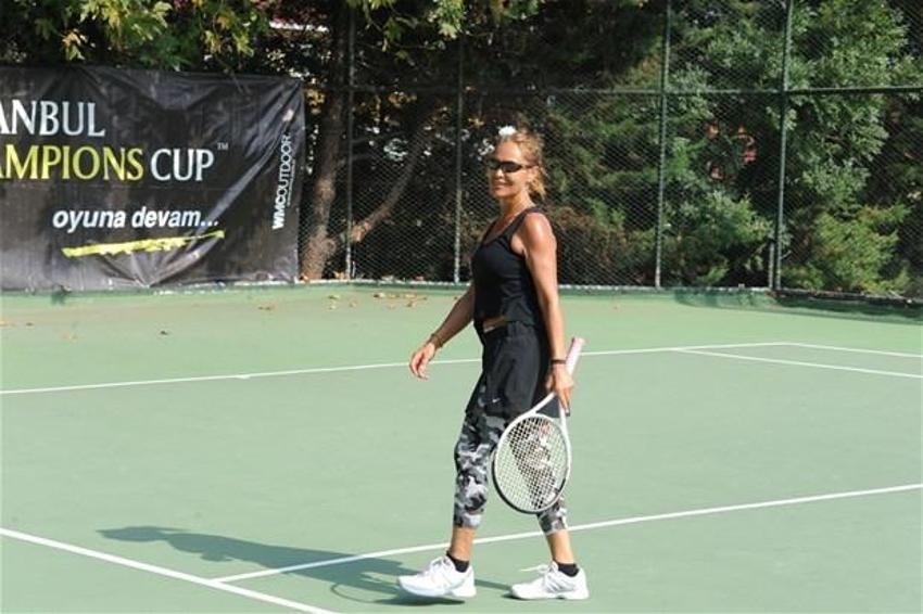 Hülya Avşar