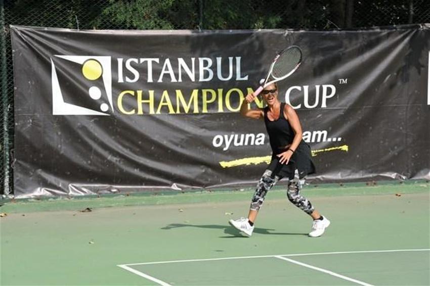 Hülya Avşar