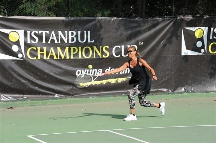 Hülya Avşar