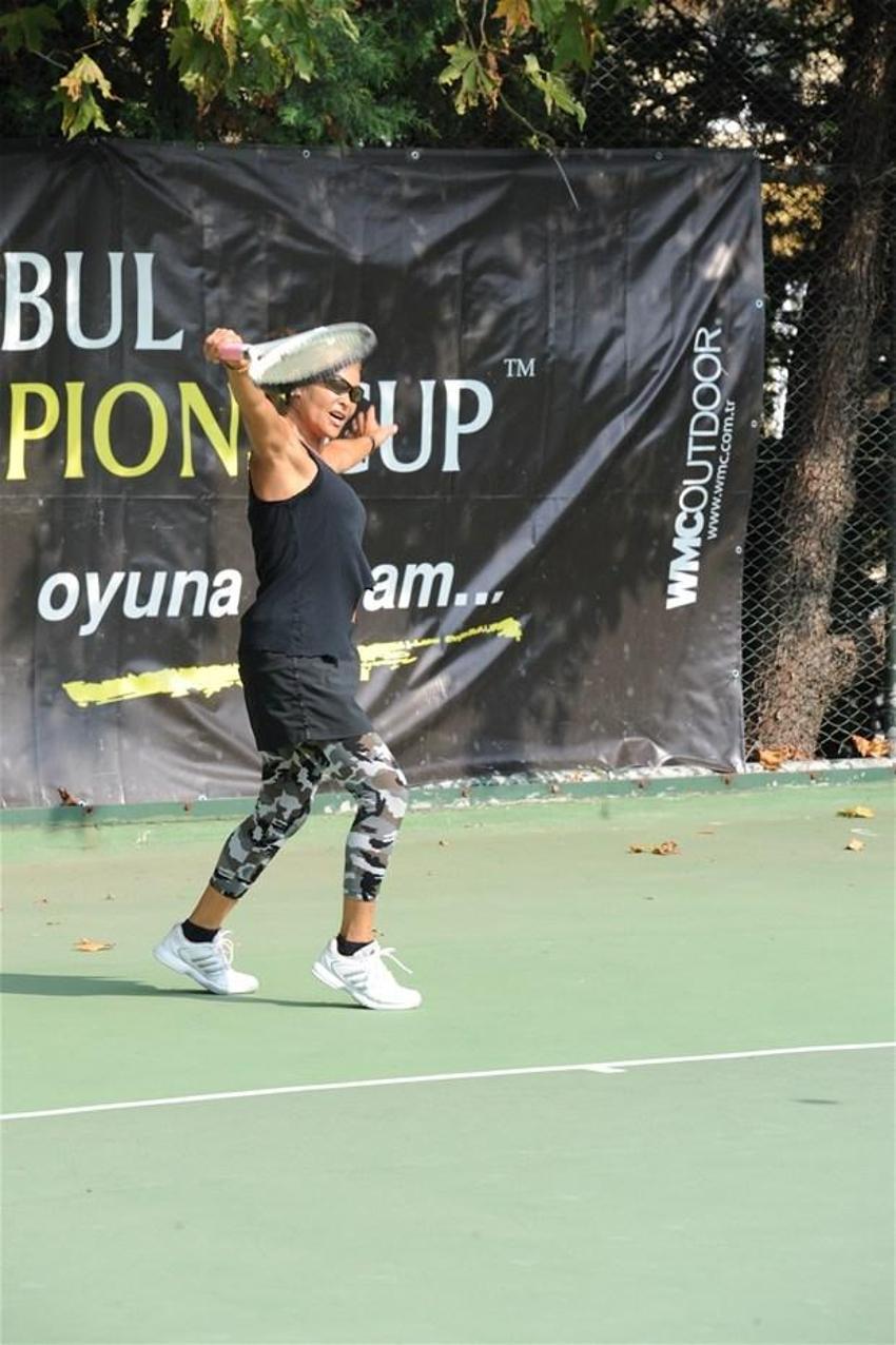 Hülya Avşar