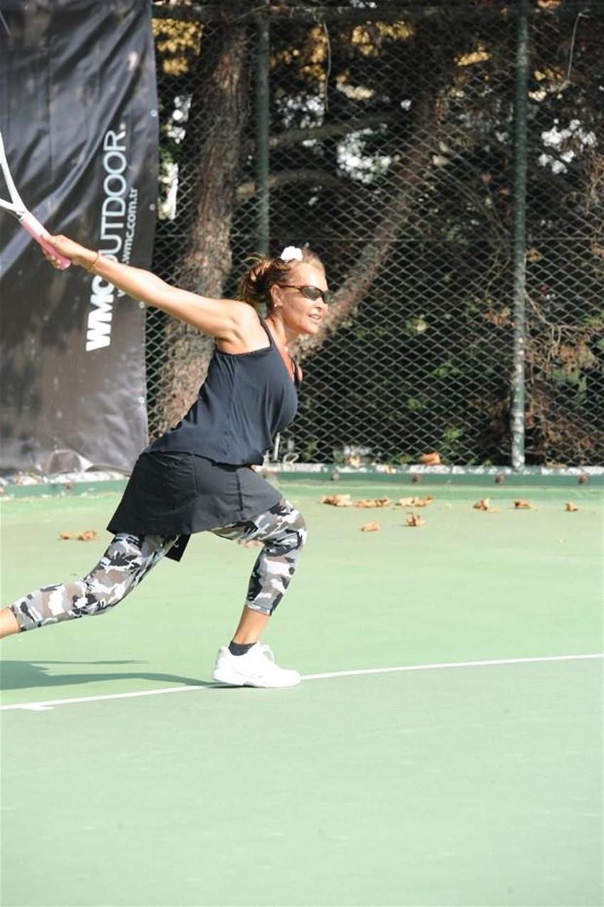Hülya Avşar