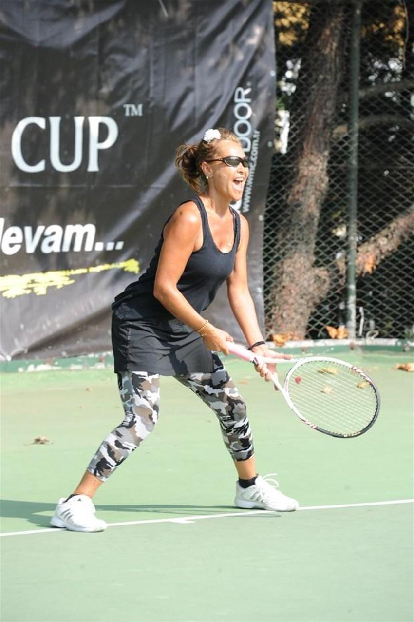Hülya Avşar